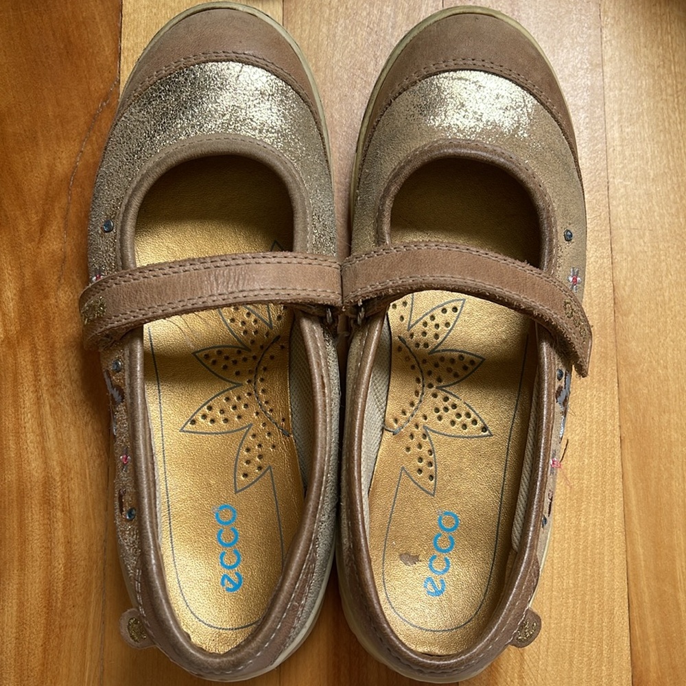 Ecco size 30 in a good condition